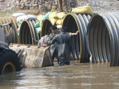 桥梁钢波纹涵管施工